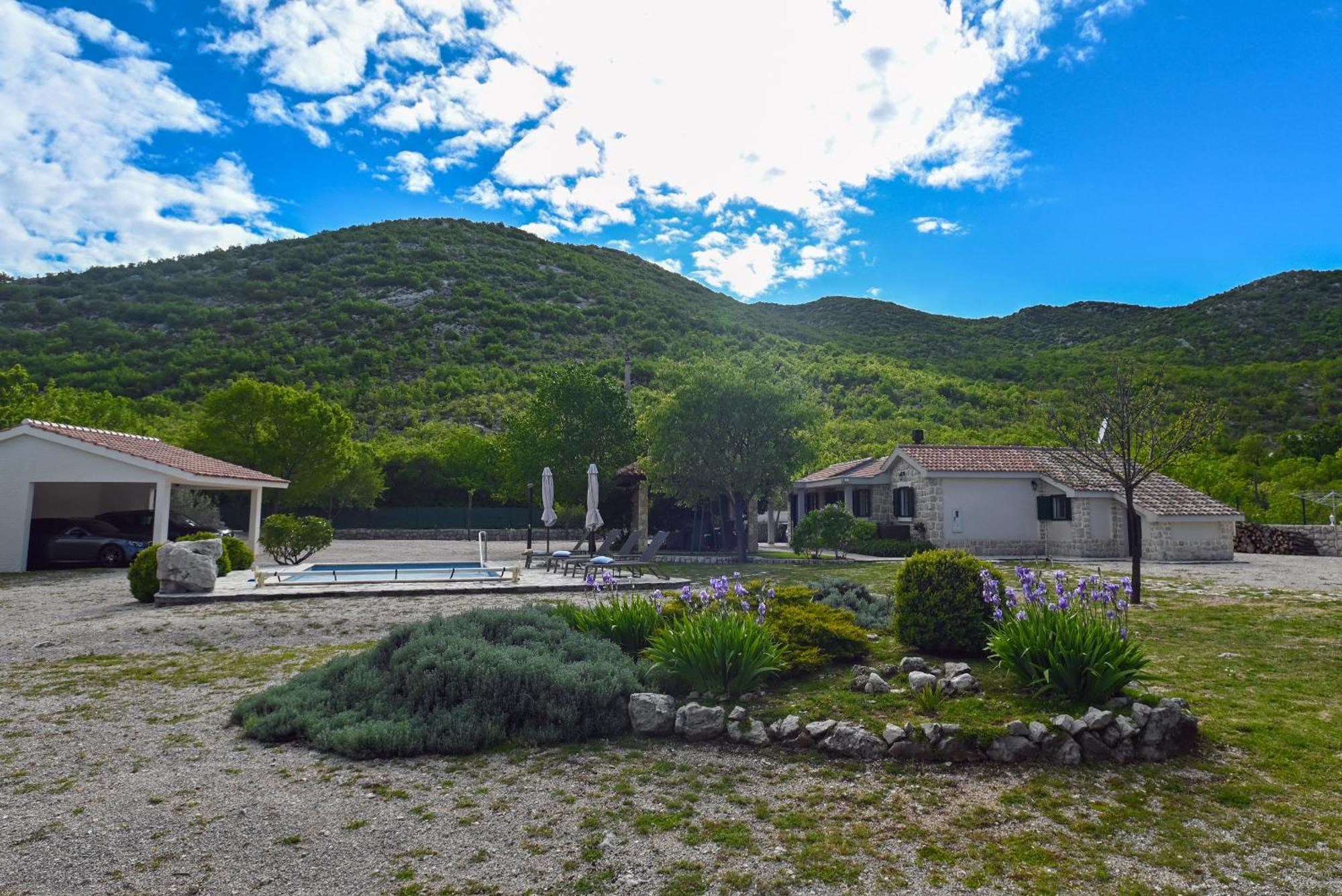 Villa Silentio, Complete Privacy Near Makarska Podgora Exterior foto